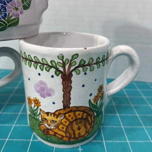 Vintage MM Portugal Hand-Painted Folk Art Kitty Cat/Tiger 3 Cup Set - Picture 3 of 9